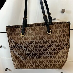 MK Purse - MAKE AN OFFER!